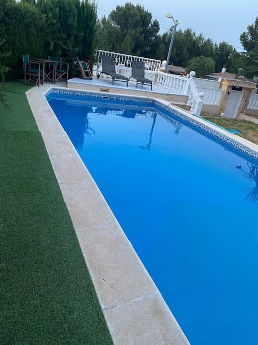 Encantador Y Acogedor Alojamiento Con Piscina Монсерат Екстериор снимка